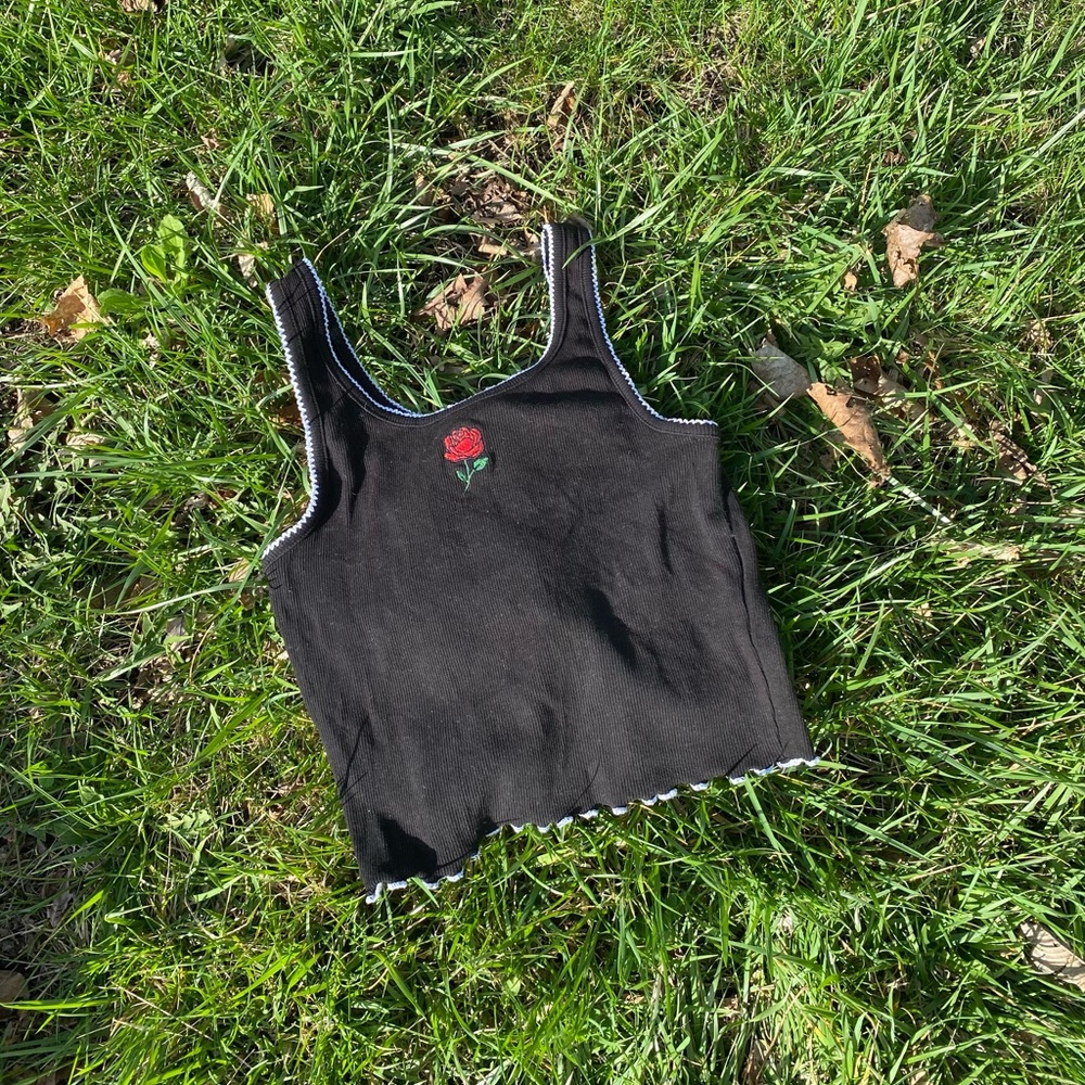 black rose tank